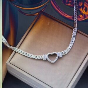 Sliver key whole necklace